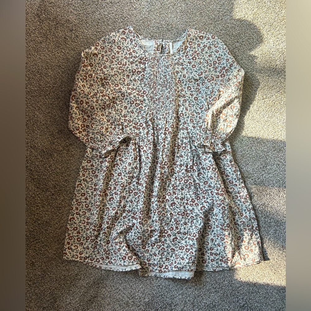 🌻Rylee + Cru Cream Floral Long Sleeve Dress